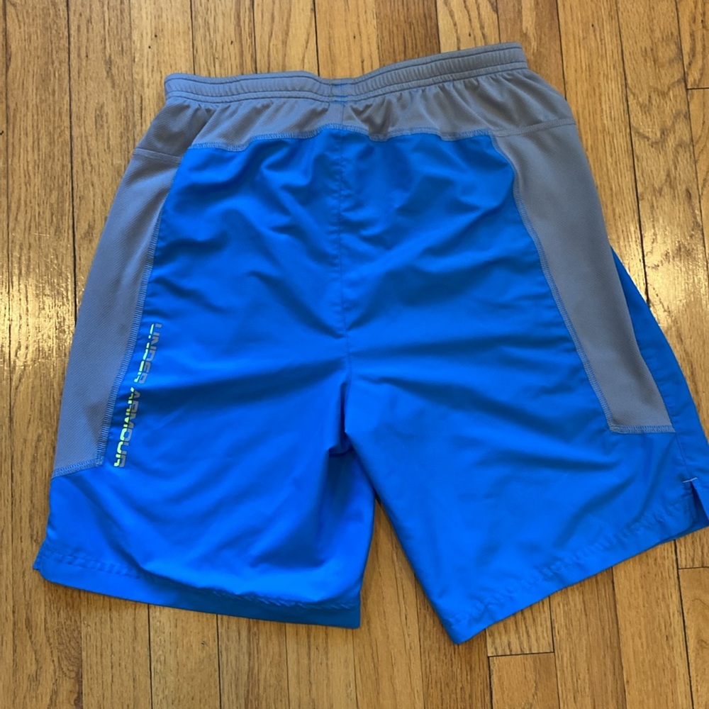 Running shorts - Picture 2 of 4